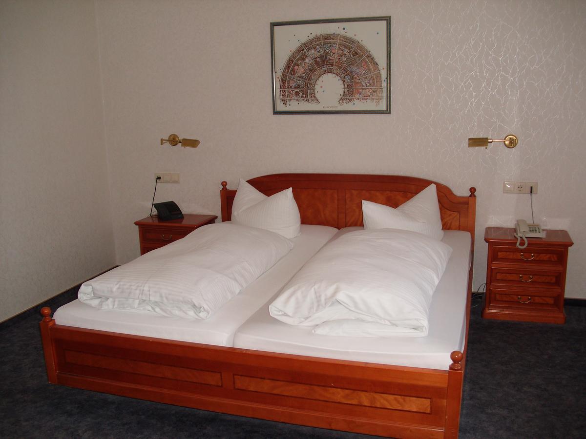Waldhotel Klaholz Брилон Экстерьер фото